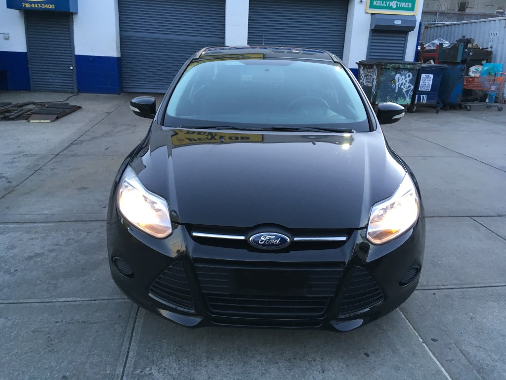 Used - Ford Focus SE Sedan for sale in Staten Island NY