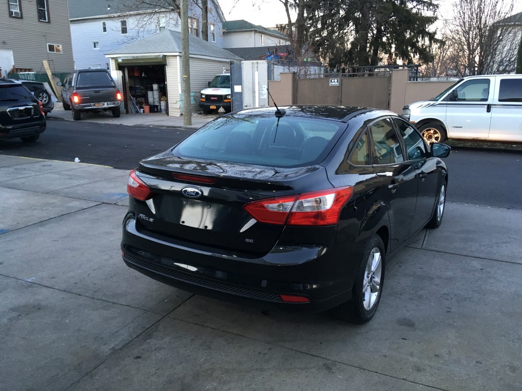 Used - Ford Focus SE Sedan for sale in Staten Island NY