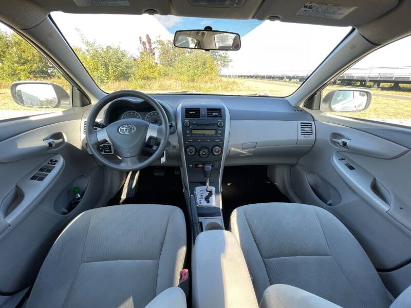 Used - Toyota Corolla LE Sedan for sale in Staten Island NY