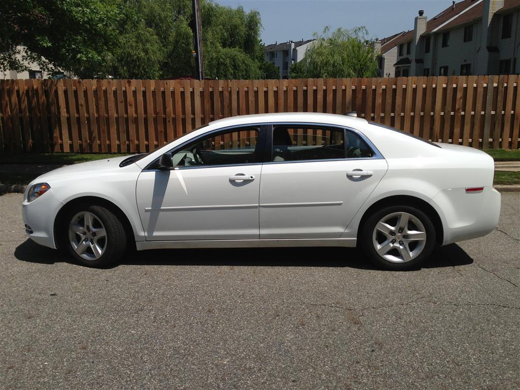 Pre-owned Car MalibuChevrolet
