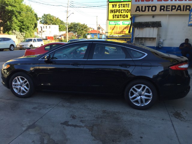Used - Ford Fusion SE Sedan for sale in Staten Island NY