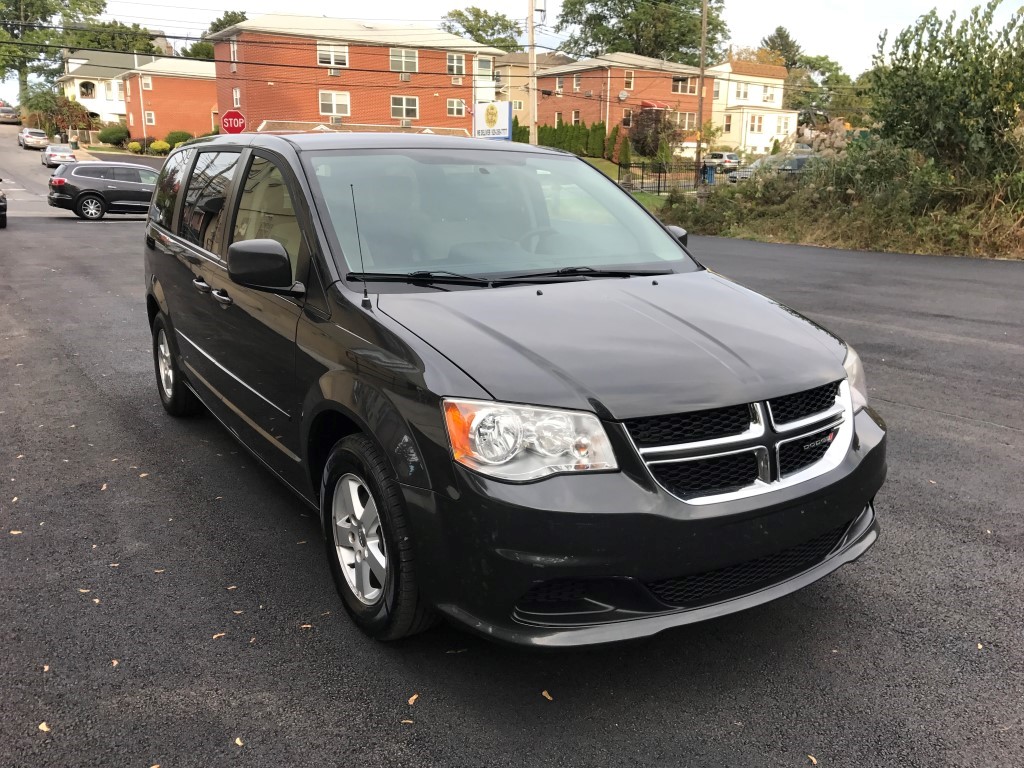 Used - Dodge Grand Caravan SXT Minivan for sale in Staten Island NY
