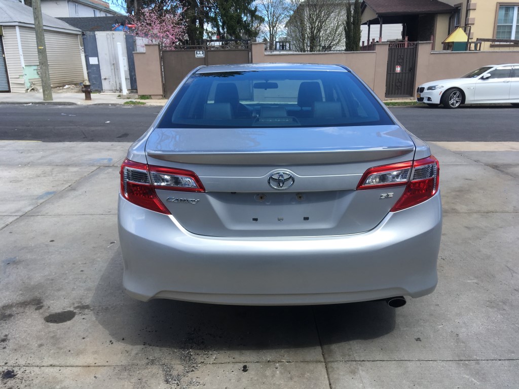 Used - Toyota Camry SE Sedan for sale in Staten Island NY