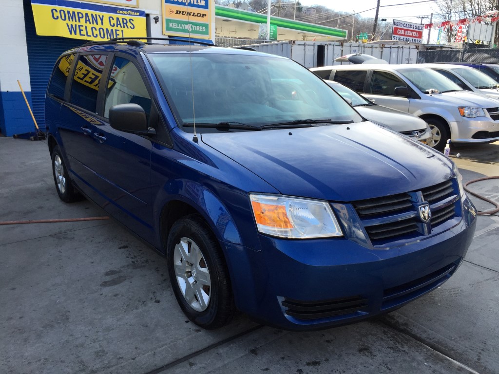 Used 2010 Dodge Grand Caravan Minivan 6,990.00