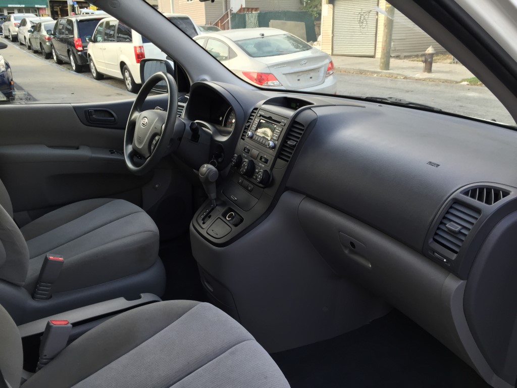 Used - Kia Sedona LX MiniVan for sale in Staten Island NY