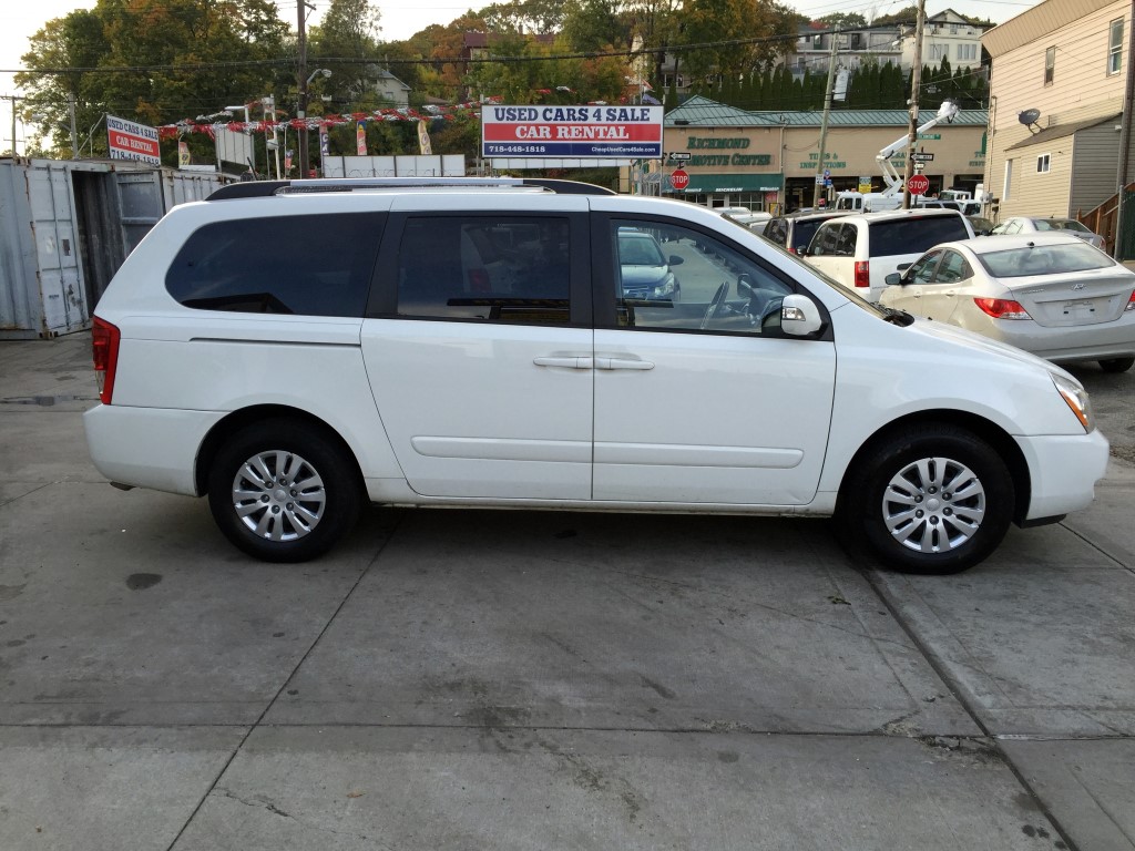 Used - Kia Sedona LX MiniVan for sale in Staten Island NY