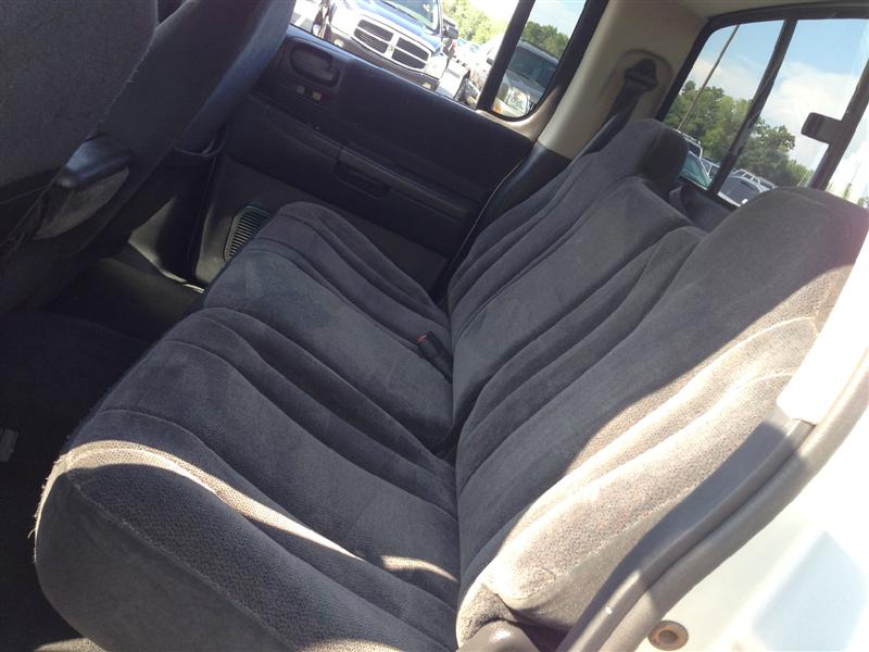 Pre-owned Car DakotaDodge