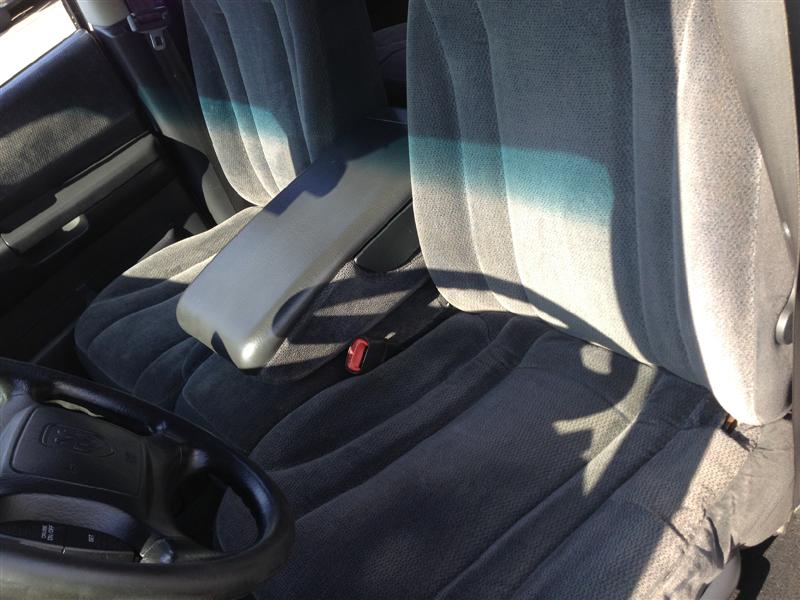 Pre-owned Car DakotaDodge