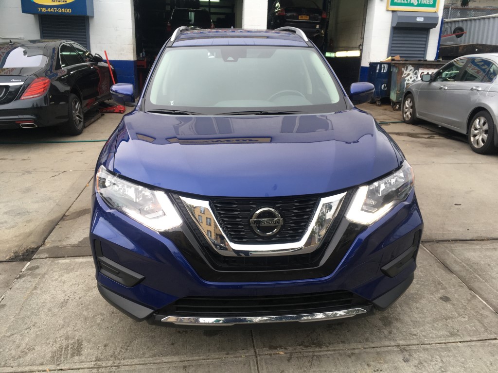 Used - Nissan Rogue SV Wagon for sale in Staten Island NY