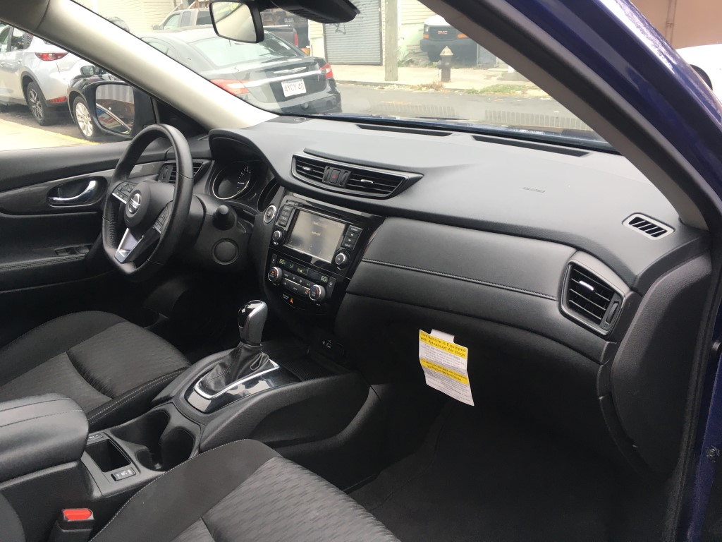 Used - Nissan Rogue SV Wagon for sale in Staten Island NY