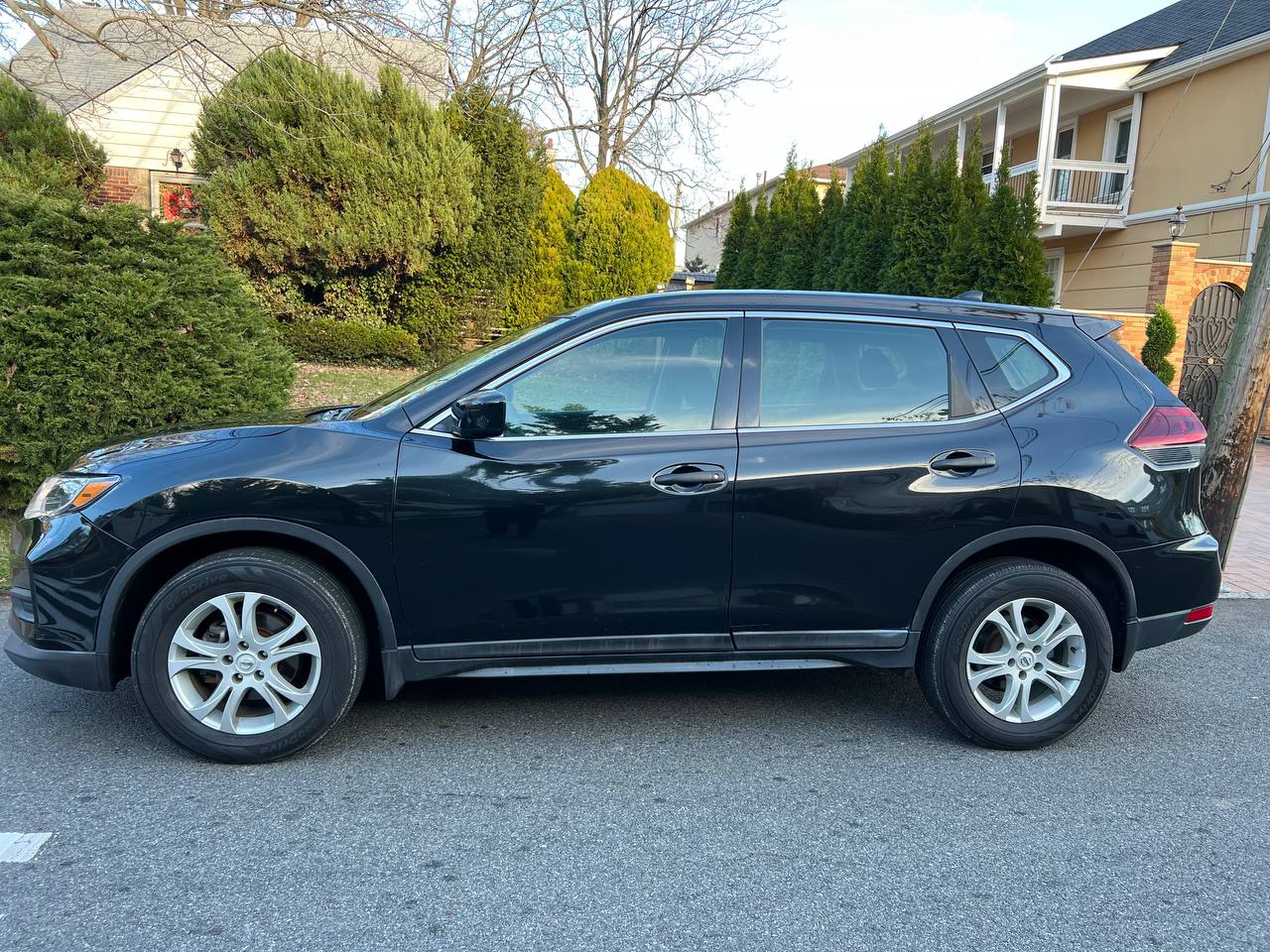 Used - Nissan Rogue S AWD Wagon for sale in Staten Island NY