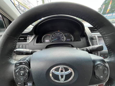 Used - Toyota Camry XLE SEDAN for sale in Staten Island NY