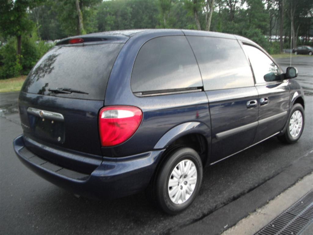 offers Used Car for Sale 2006 Chrysler Town