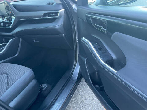 Used - Toyota HIGHLANDER LE SUV for sale in Staten Island NY