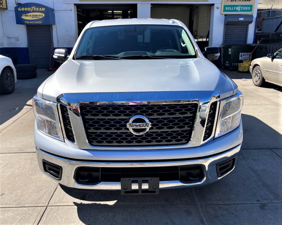 Used - Nissan Titan SV 4x4 Crew Cab Pickup Truck for sale in Staten Island NY