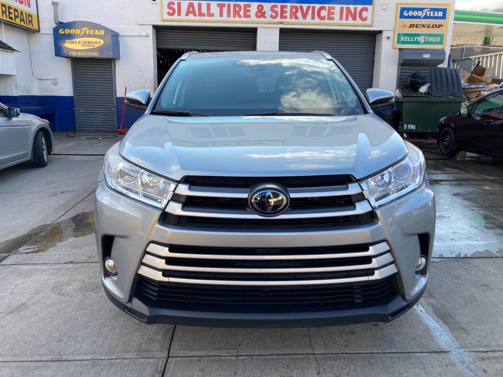 Used - Toyota Highlander XLE SUV for sale in Staten Island NY
