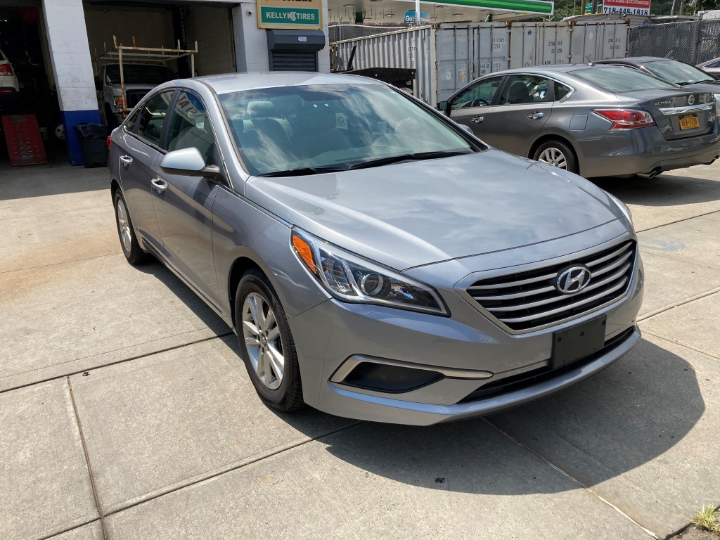 Used 2017 Hyundai Sonata 2.4L Sedan $7,990.00