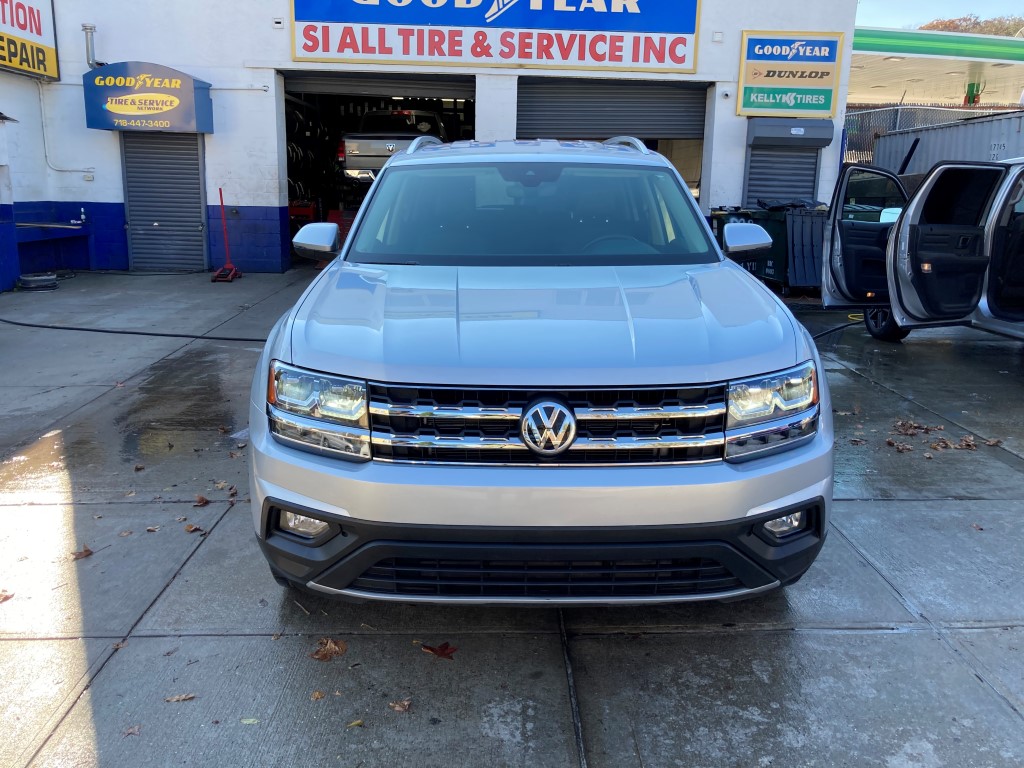 Used - Volkswagen Atlas SE with Technology SUV for sale in Staten Island NY