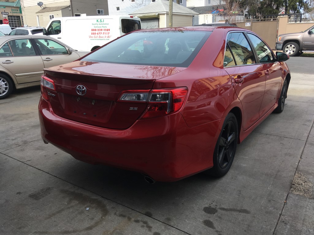 Used - Toyota Camry SE Sedan for sale in Staten Island NY