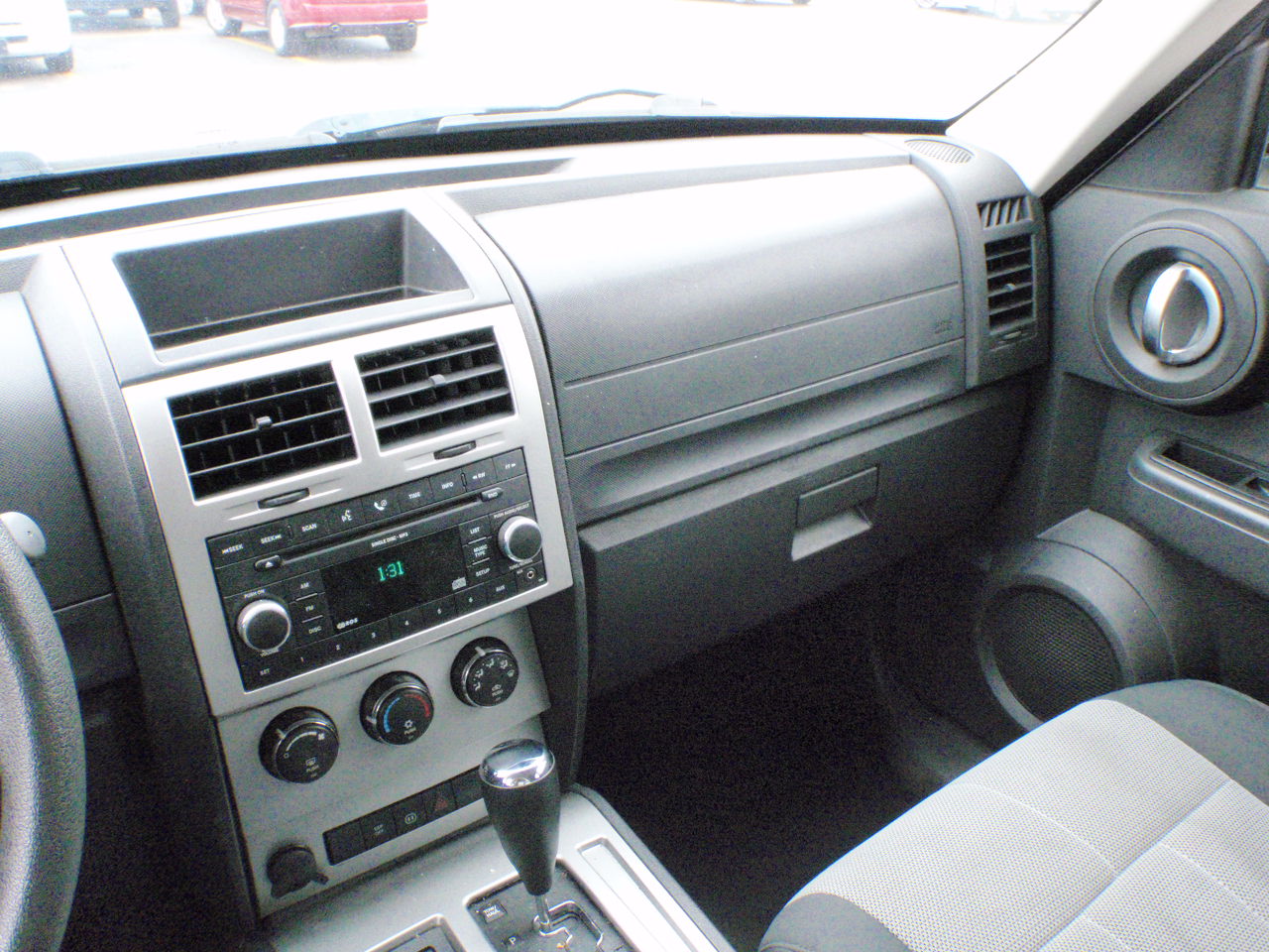 Pre-owned Car NitroDodge