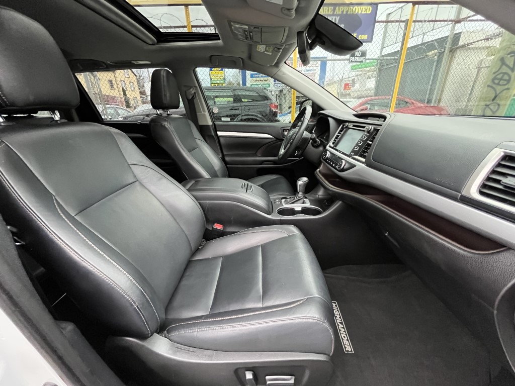 Used - Toyota Highlander XLE SUV for sale in Staten Island NY