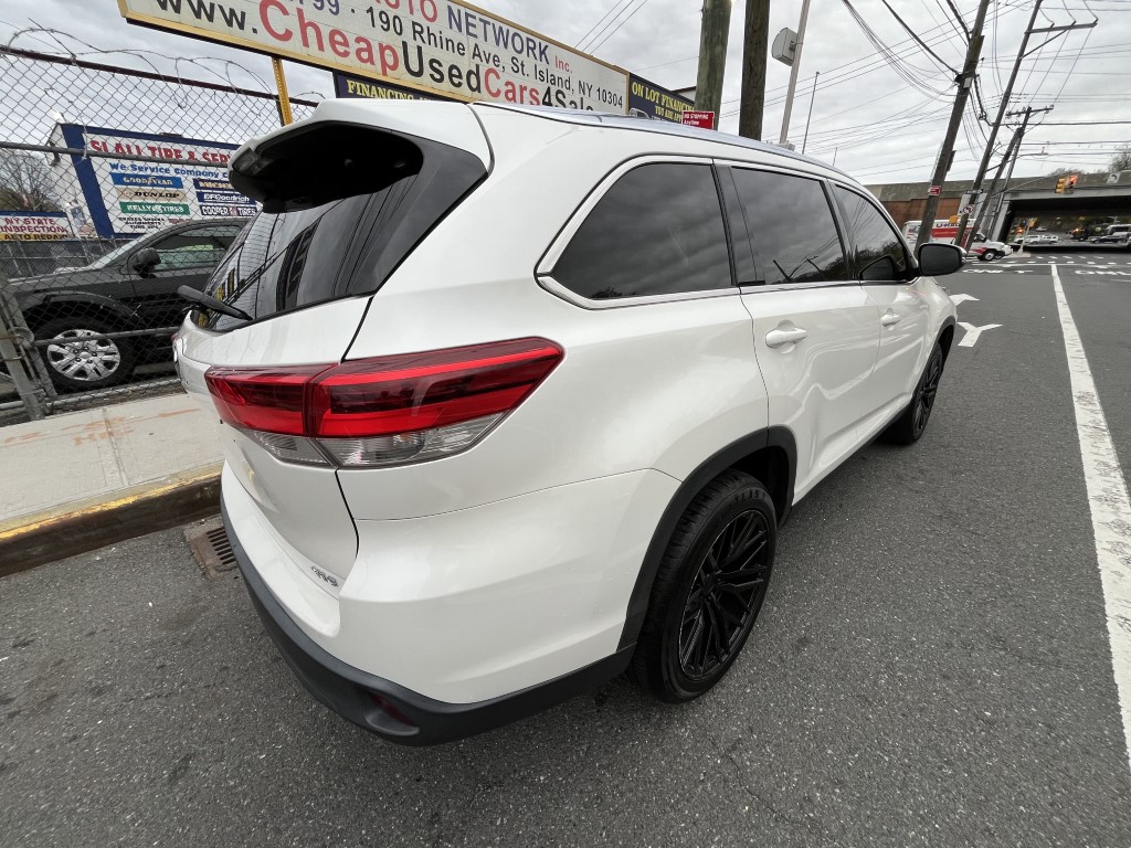 Used - Toyota Highlander XLE SUV for sale in Staten Island NY