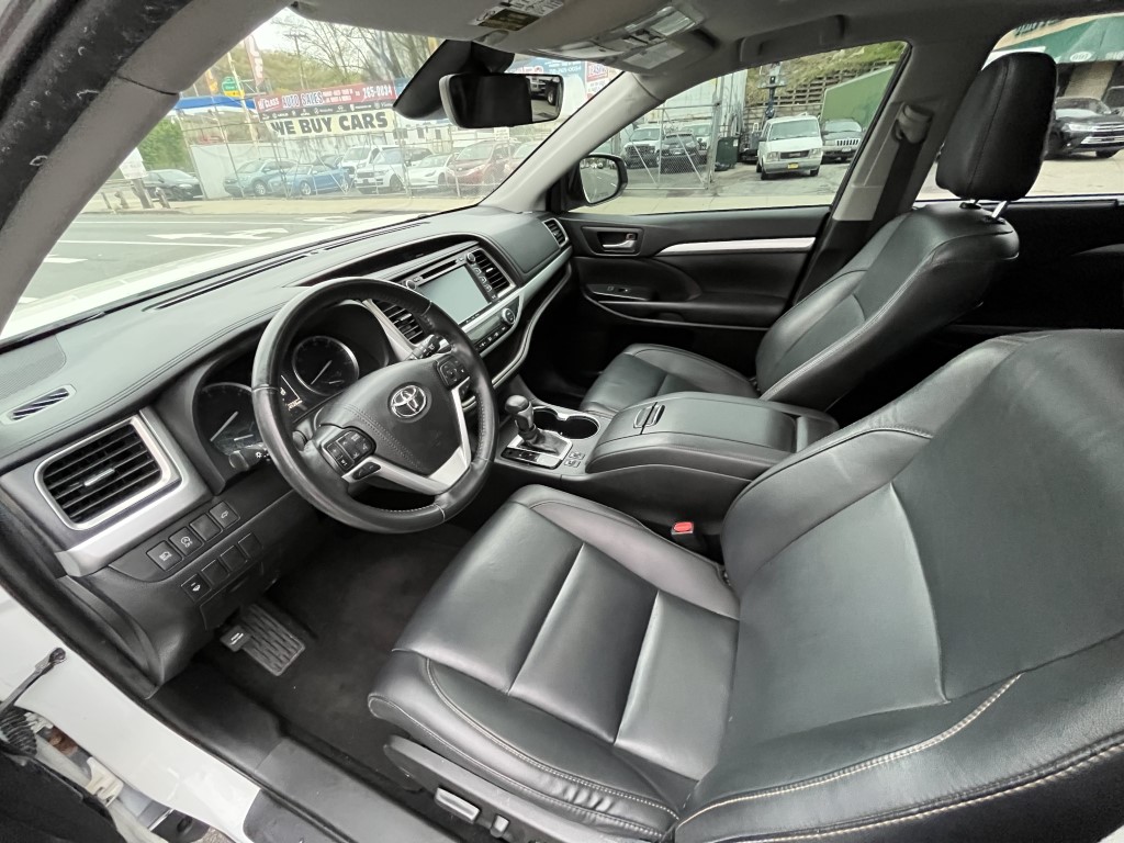 Used - Toyota Highlander XLE SUV for sale in Staten Island NY