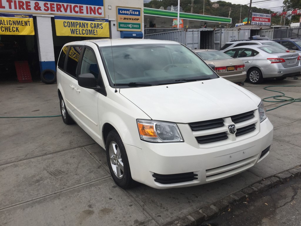 Used - Dodge Grand Caravan SE MiniVan for sale in Staten Island NY