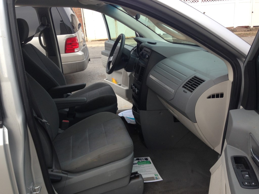 2009 Dodge Grand Caravan MiniVan for sale in Brooklyn, NY