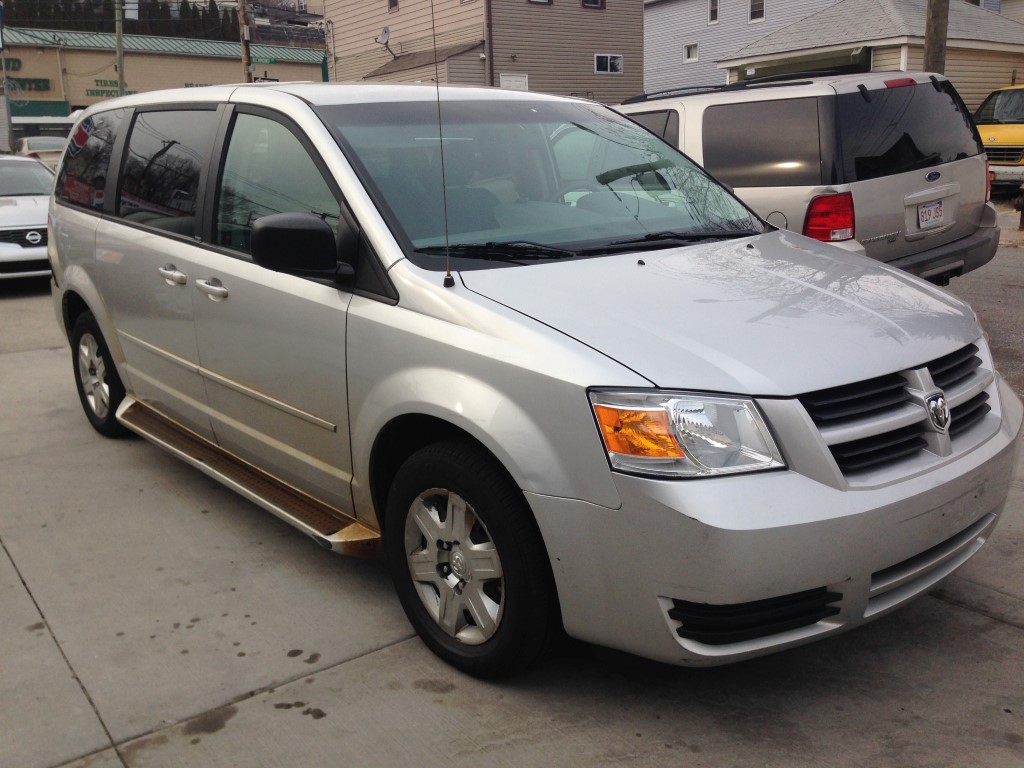 2009 Dodge Grand Caravan MiniVan for sale in Brooklyn, NY