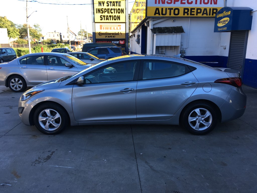 Used - Hyundai Elantra SE Sedan for sale in Staten Island NY