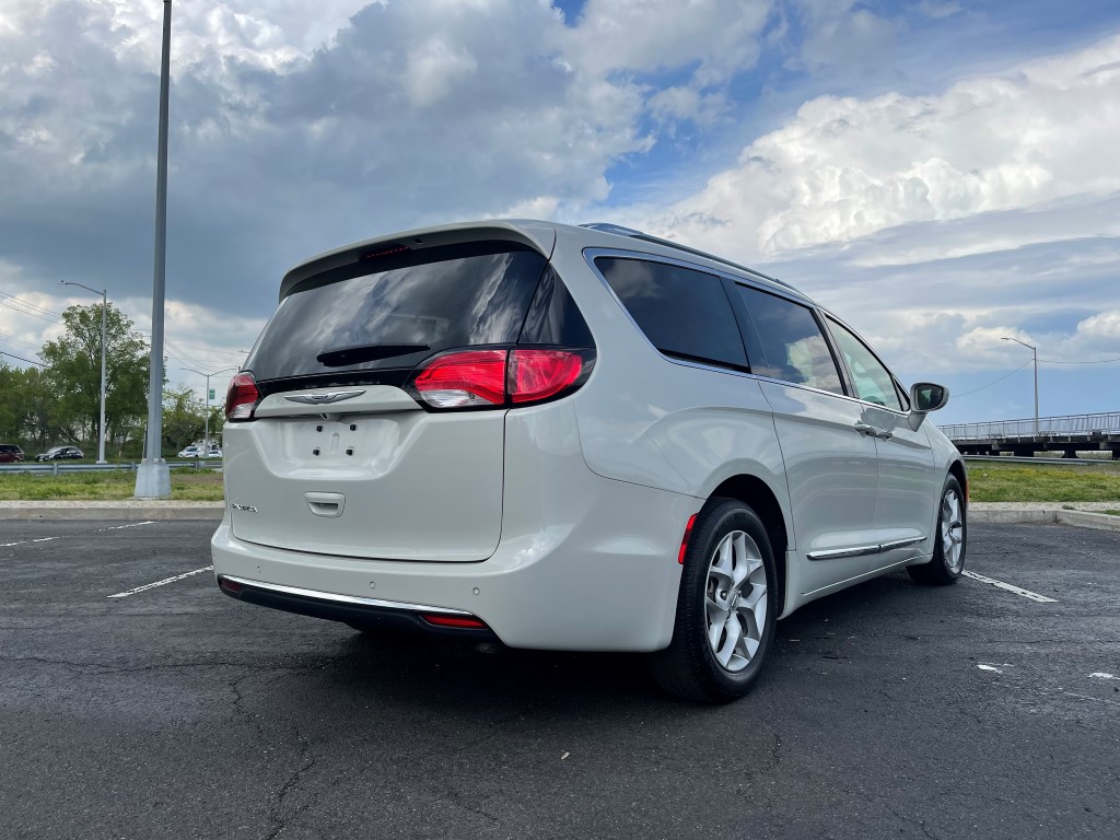 Used - Chrysler Pacifica Touring L Plus Minivan for sale in Staten Island NY