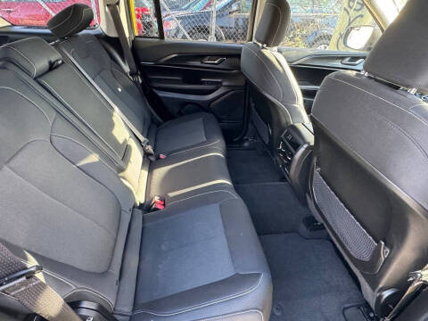 Used - Jeep Grand Cherokee Laredo 4x4 SUV for sale in Staten Island NY