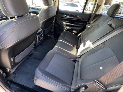 Used - Jeep Grand Cherokee Laredo 4x4 SUV for sale in Staten Island NY