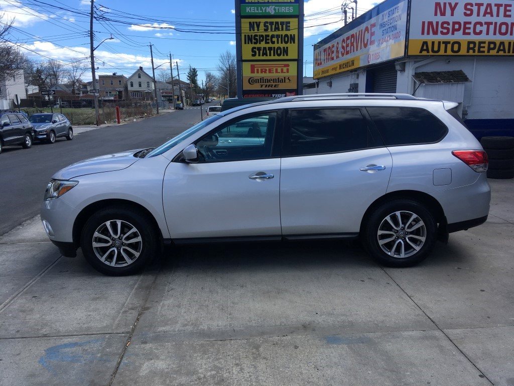 Used - Nissan Pathfinder SV 4x4 SUV for sale in Staten Island NY