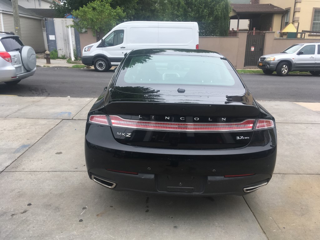 Used - Lincoln MKZ Base AWD Sedan for sale in Staten Island NY