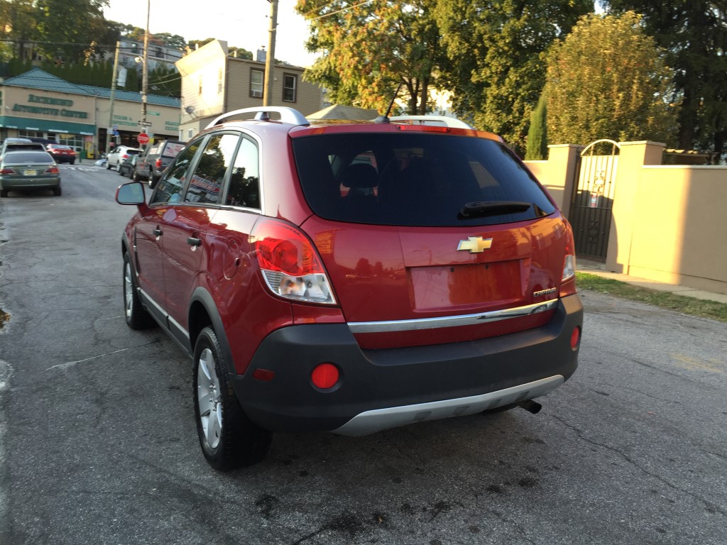 Used 2012 Chevrolet Captiva LS2 SUV 8,990.00