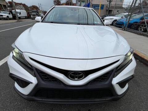 Used - Toyota Camry SE SEDAN for sale in Staten Island NY