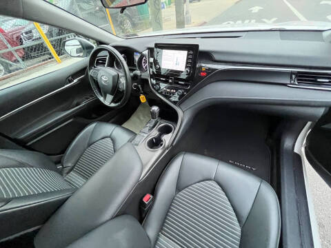 Used - Toyota Camry SE SEDAN for sale in Staten Island NY