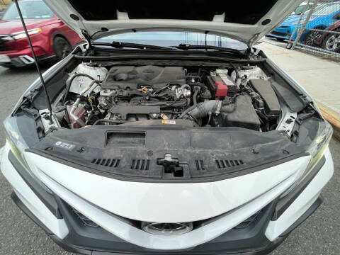 Used - Toyota Camry SE SEDAN for sale in Staten Island NY