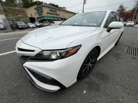 Used - Toyota Camry SE SEDAN for sale in Staten Island NY