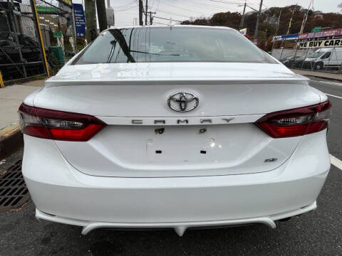 Used - Toyota Camry SE SEDAN for sale in Staten Island NY