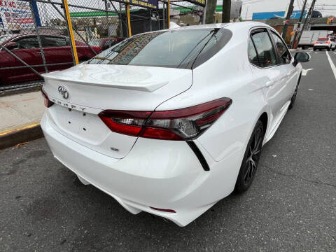 Used - Toyota Camry SE SEDAN for sale in Staten Island NY