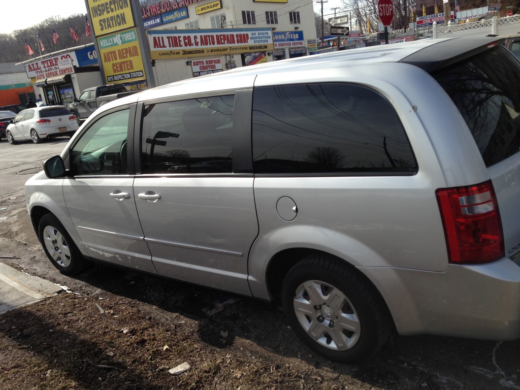 Pre-owned Car Grand Caravan SEDodge