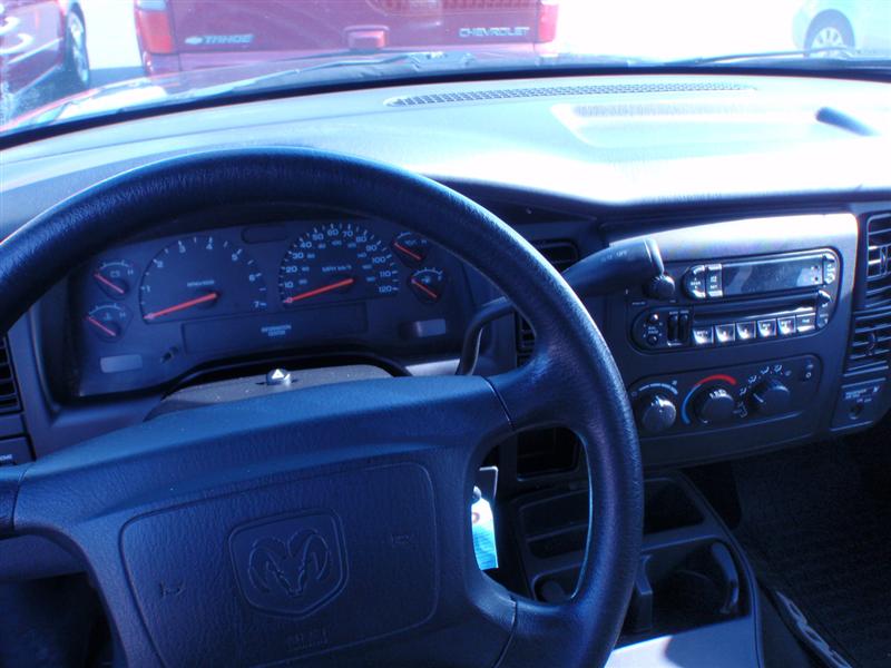 Pre-owned Car DakotaDodge