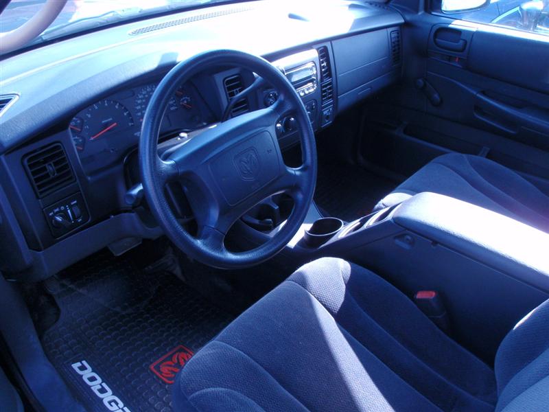 Pre-owned Car DakotaDodge