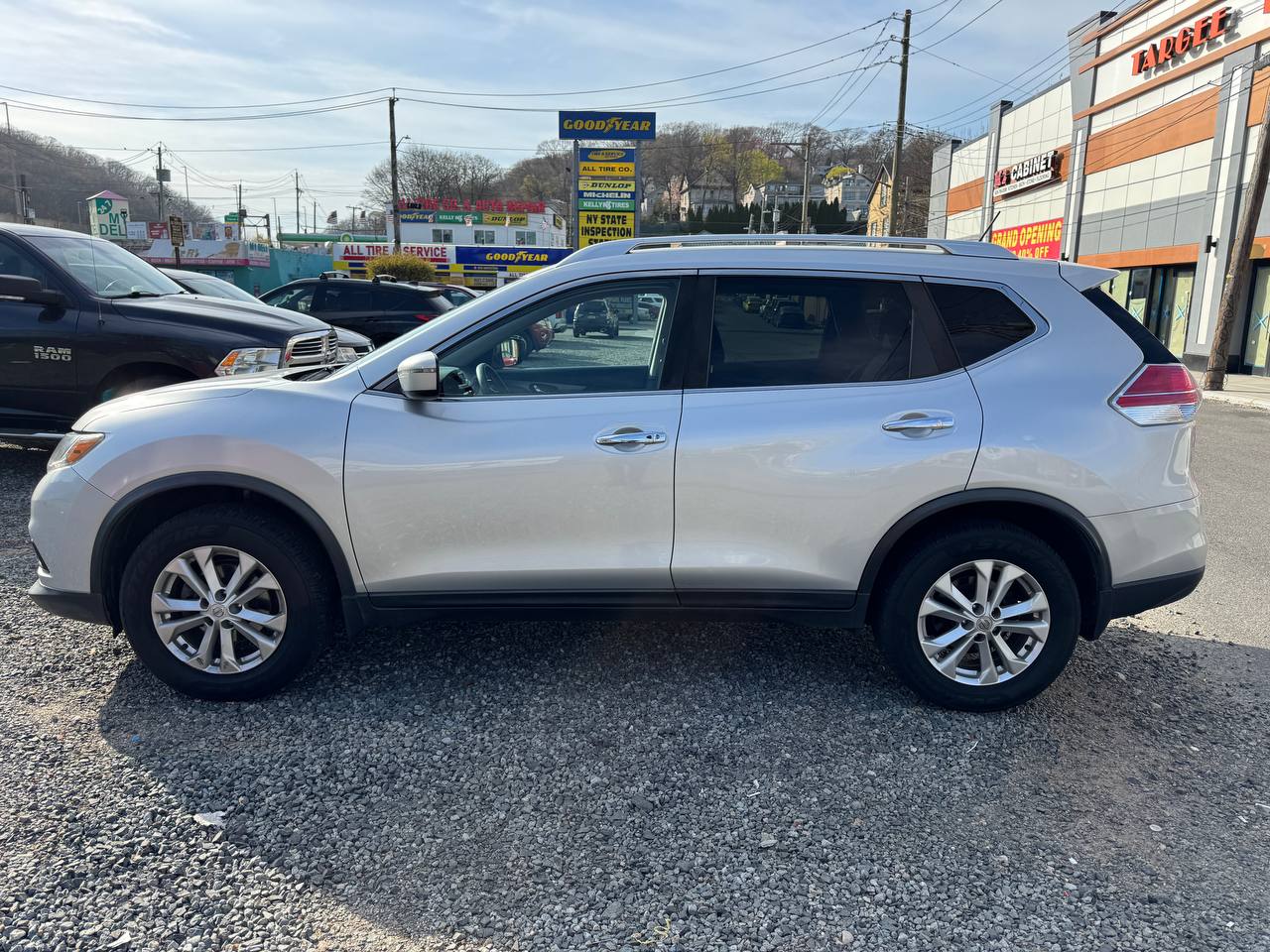 Used - Nissan Rogue SV AWD Wagon for sale in Staten Island NY