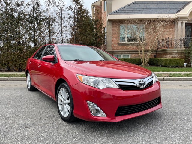 Used - Toyota Camry XLE Sedan for sale in Staten Island NY