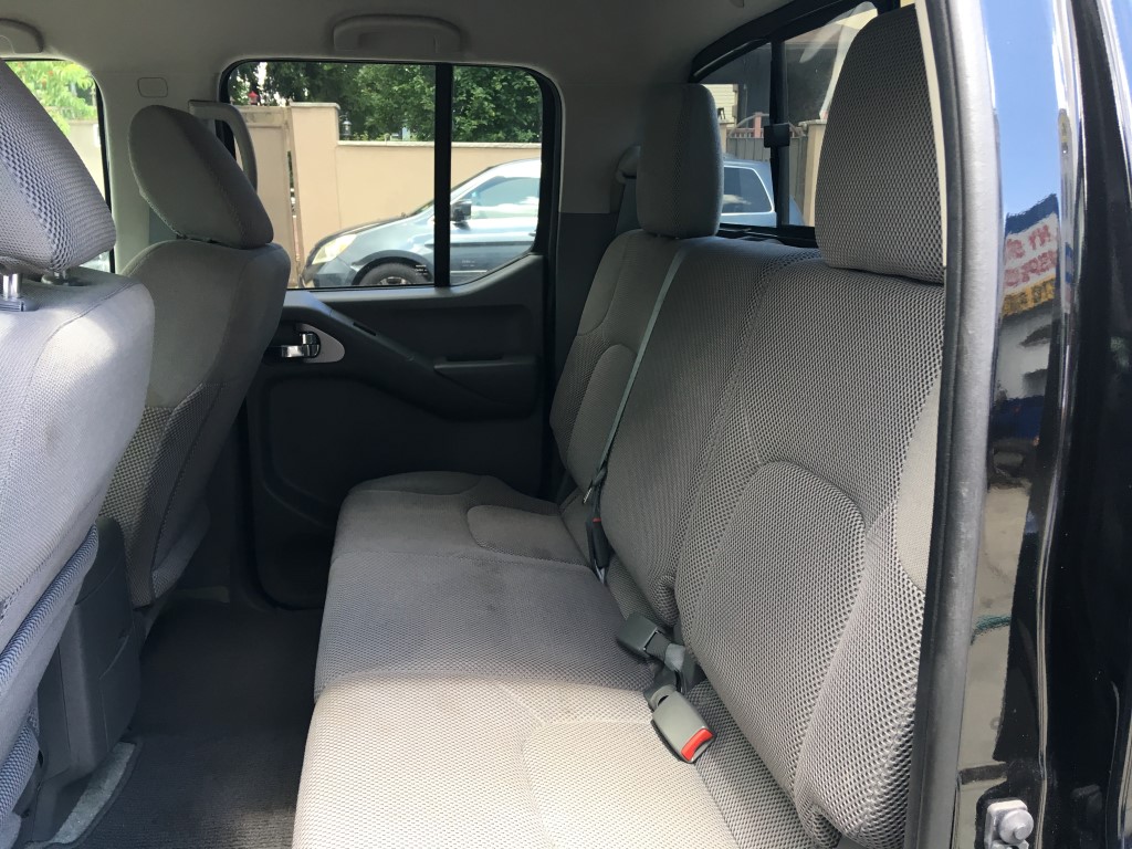 Used - Nissan Frontier SV 4x4 Crew Cab Truck for sale in Staten Island NY