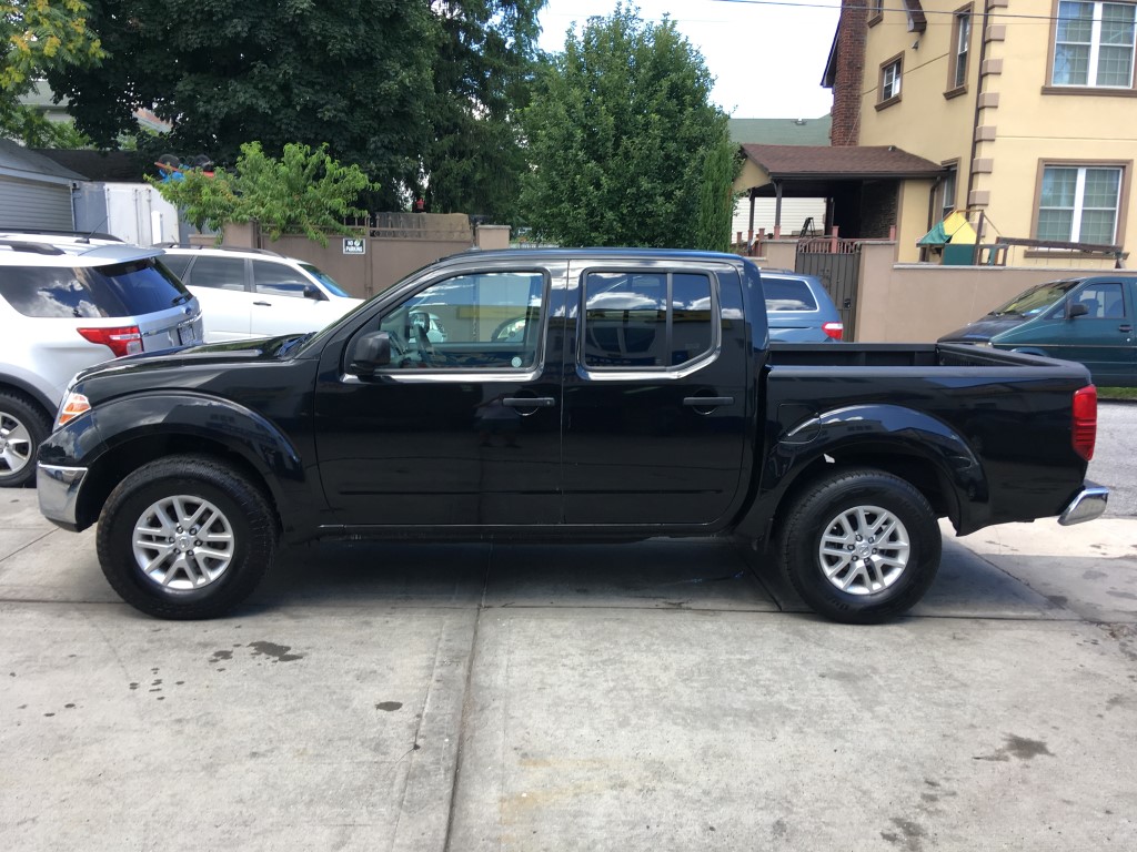 Used - Nissan Frontier SV 4x4 Crew Cab Truck for sale in Staten Island NY